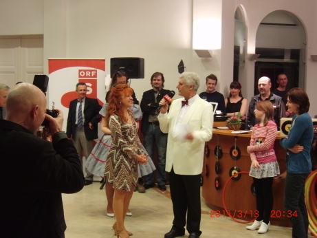 CIMG0785_3_stunde_55-hula-hoop8.jpg
